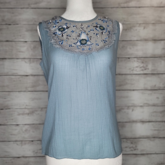 Free People Tops - Free People Sleeveless Blouse with Floral Detail